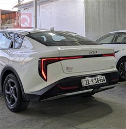 Kia K4